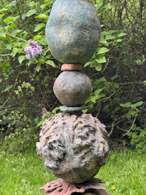 Eva Vanmol - Totem 'Paloma' (Detail)(Ceramic)